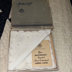 Antique Mastercraft hand Embroidered Linen napkins